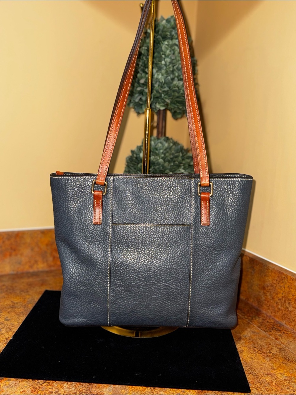 Dooney & Bourke Pebble Grain Small Lexington Shopper - Picture 4 of 12